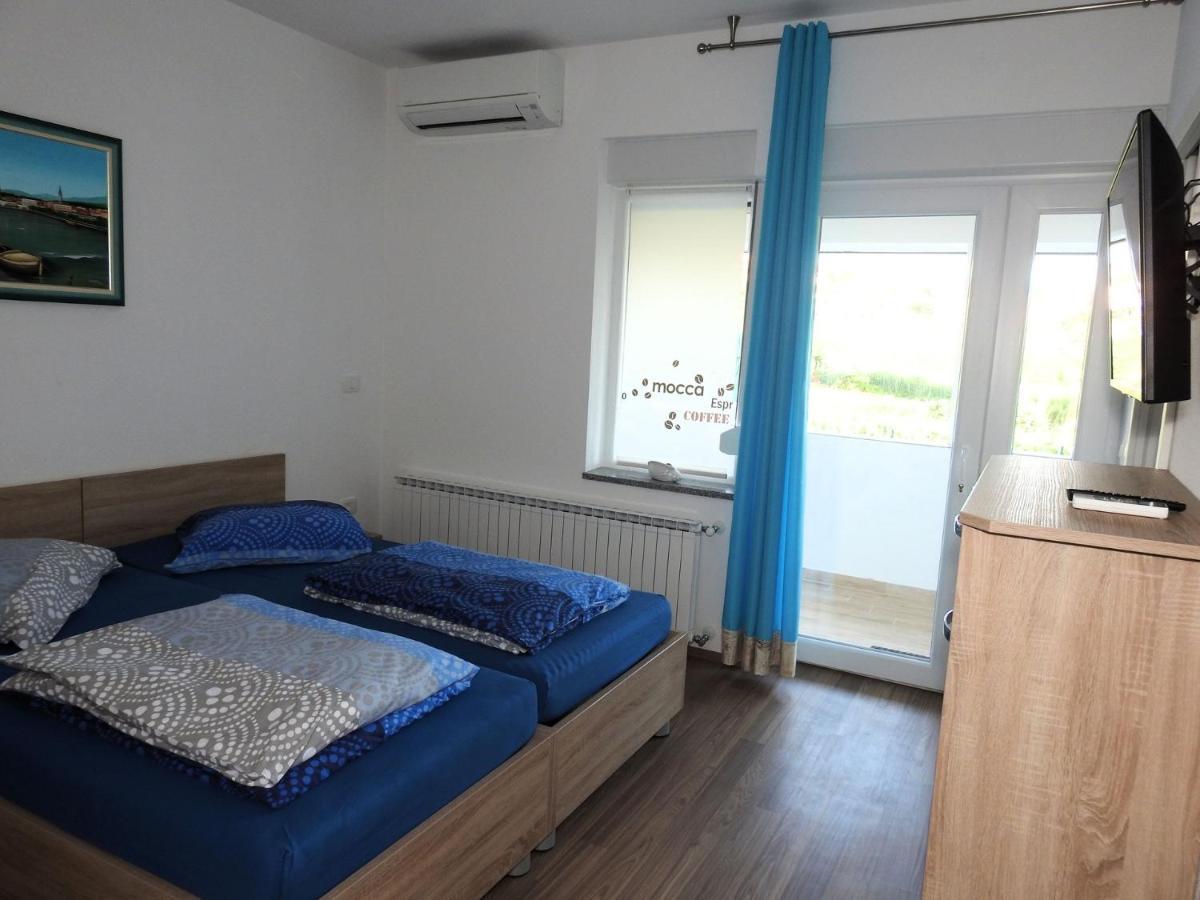 Apartmaji Sobe Zvezda Pobegi Εξωτερικό φωτογραφία