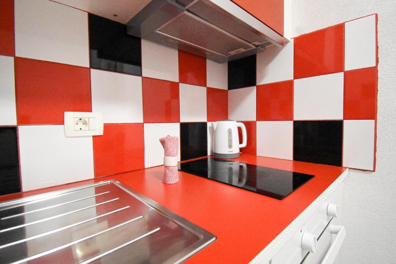 Apartmaji Sobe Zvezda Pobegi Εξωτερικό φωτογραφία