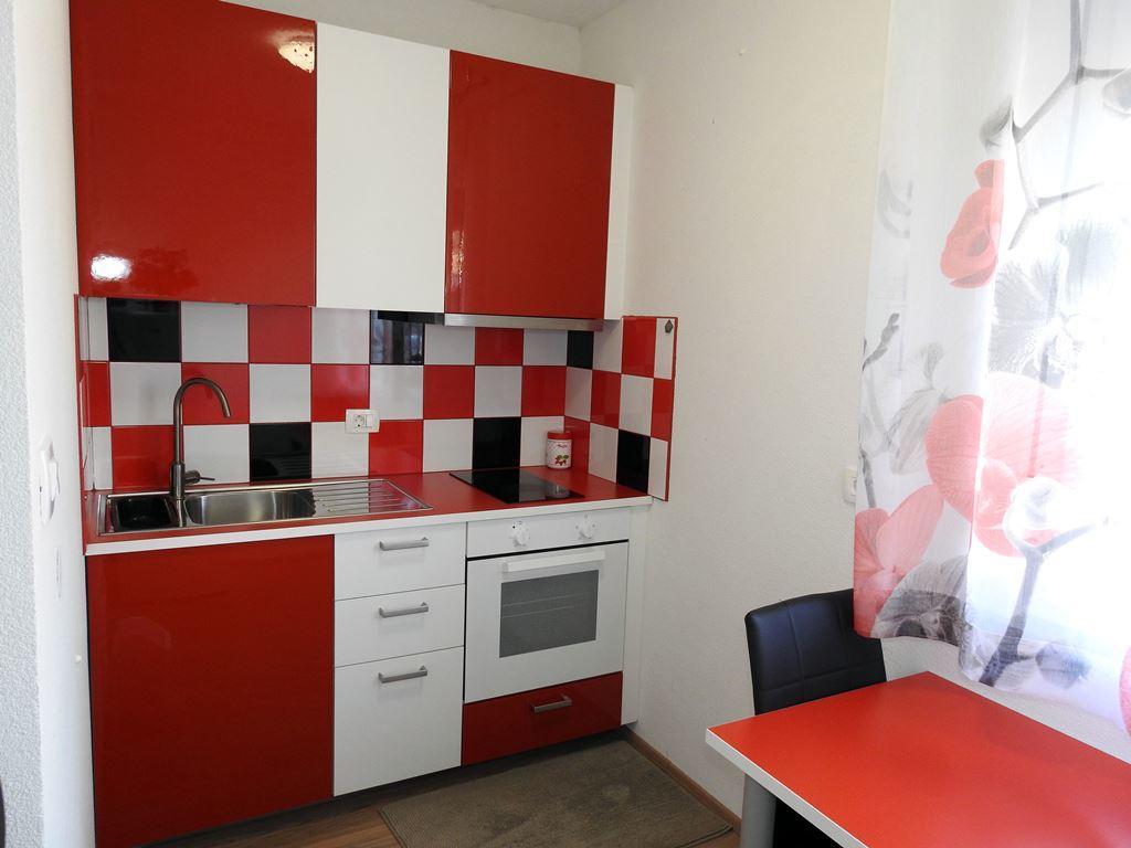 Apartmaji Sobe Zvezda Pobegi Εξωτερικό φωτογραφία
