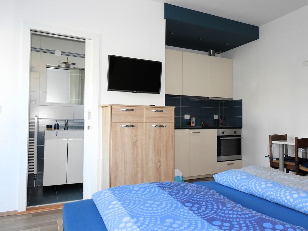 Apartmaji Sobe Zvezda Pobegi Εξωτερικό φωτογραφία
